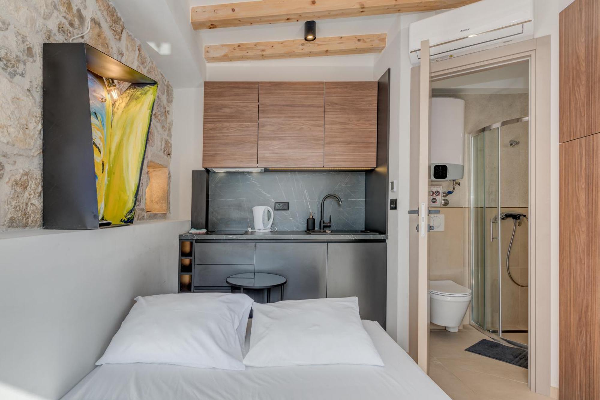 Tiny Secret House Apartment Komiza Exterior photo